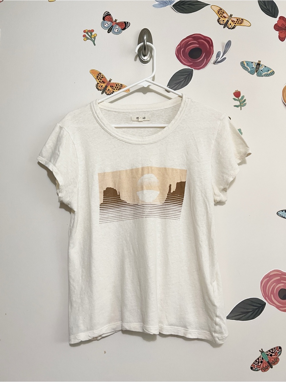 Madewell Cream Short-Sleeve Tee with Tan Desert Graphic